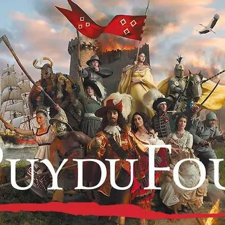 Au Choletais - 50m2 Deco Originale - Hyper Centre - Proche Du Parc Du Puy Dufou Atacames
